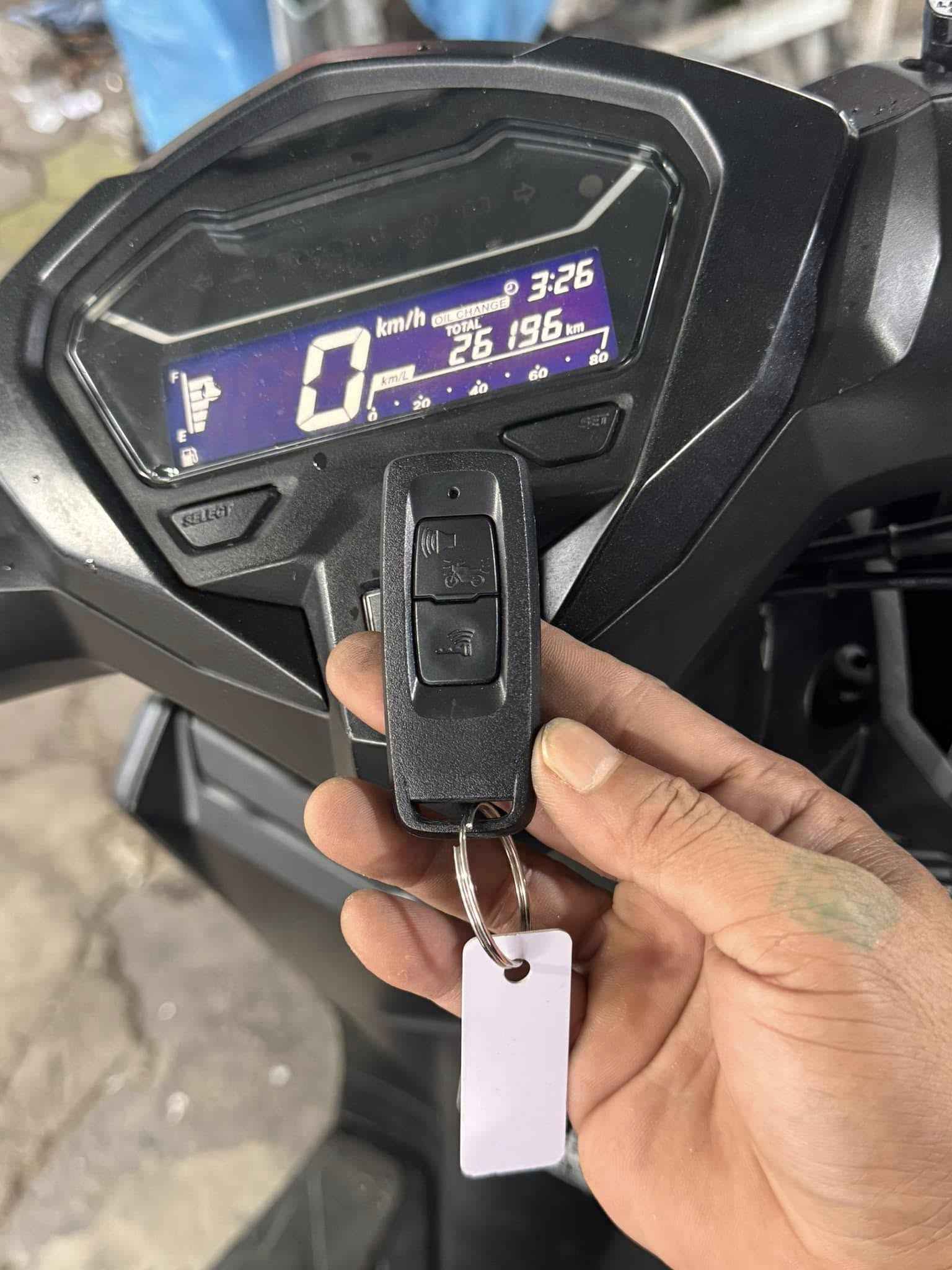 Pengerjaan Kunci Motor Smart Key 10