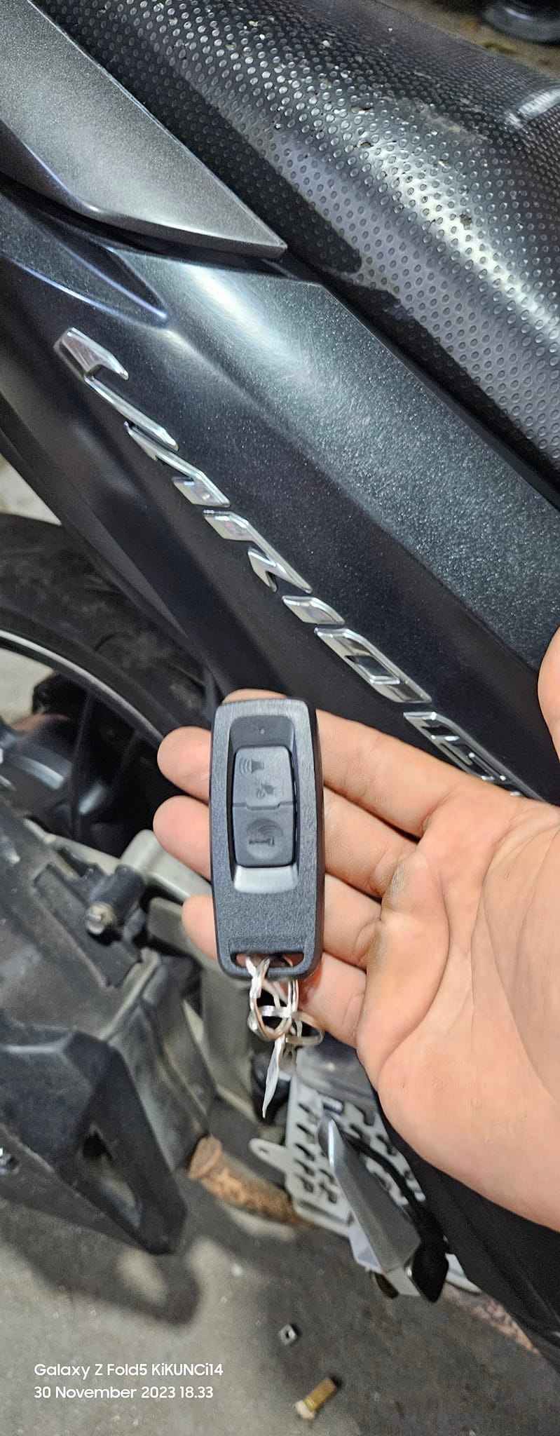 Pengerjaan Kunci Motor Smart Key 3